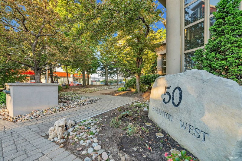 1106 - 50 Eglinton Ave W, Mississauga, L5R3P5 | Image 2