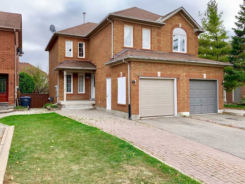 3824 Allcroft Rd, Mississauga, L5N6V6 | Image 2