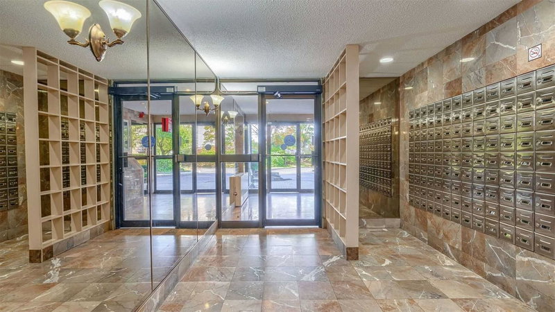 706 - 5 Lisa St, Brampton, L6T4T4 | Image 2