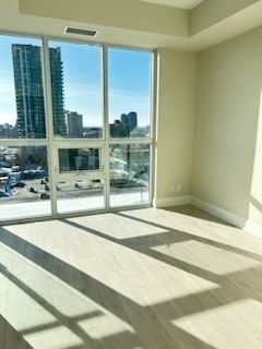 707 - 15 Lynch St, Brampton, L6W 2Z8 | Image 2