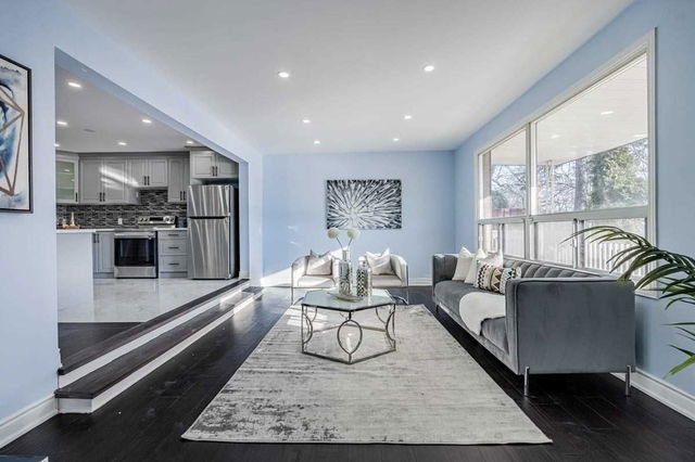 356 Balmoral Drive
