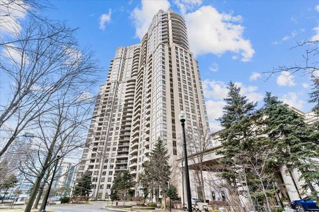 1208 - 35 Kingsbridge Garden Circle