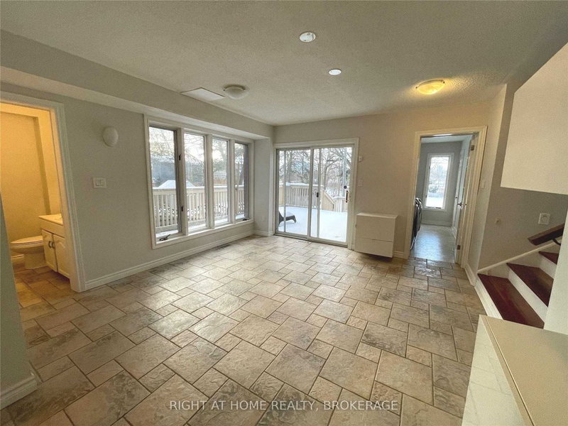 435 Maple Ave, Oakville, L6J 2J2 | Image 3