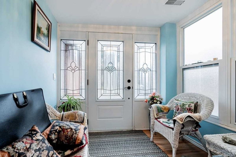 4278 Sawmill Valley Dr, Mississauga, L5L 3M9 | Image 3