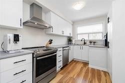 368 Weighton Dr, Oakville, L6K 2R4 | Image 2