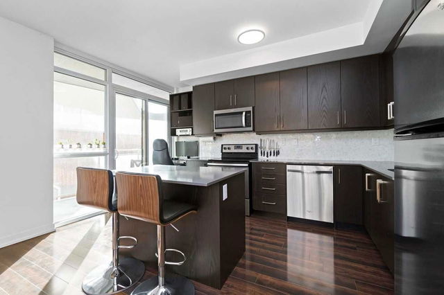 204 - 5101 Dundas Street