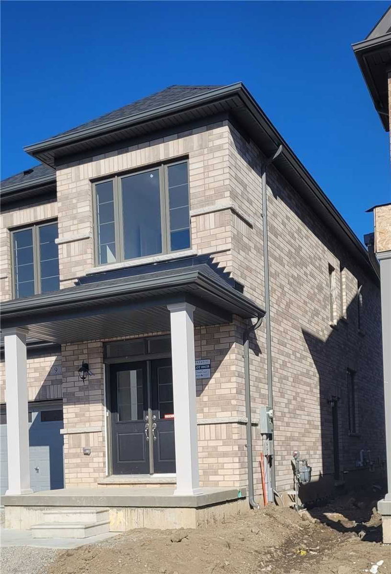 9 Truffle Crt, Brampton, L7A 5A6 | Image 2