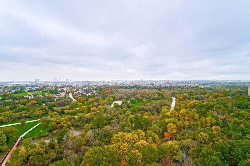 612 - 3 Rowntree Rd, Toronto, M9V5G8 | Image 2