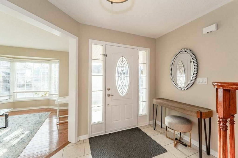 721 Scott Blvd, Milton, L9T0X9 | Image 2