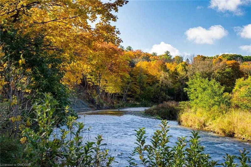 1343 Blythe Rd, Mississauga, L5H 2C2 | Image 2