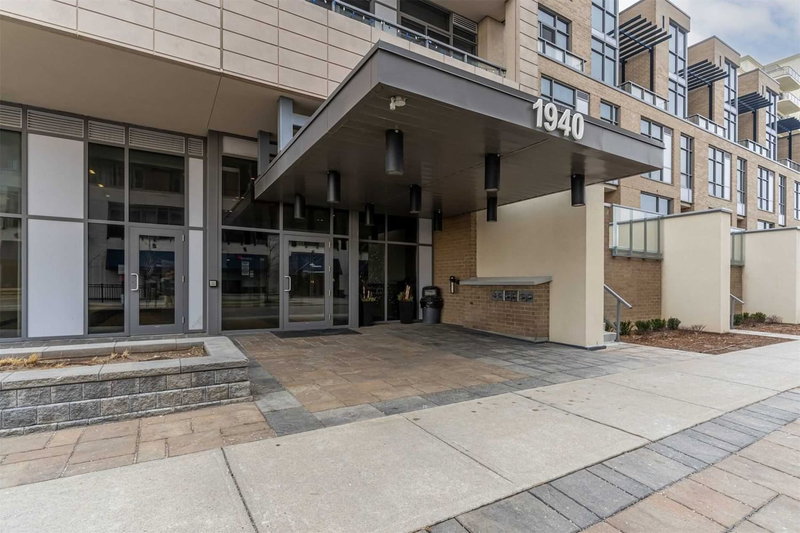 705 - 1940 Ironstone Dr, Burlington, L7L 0E4 | Image 2