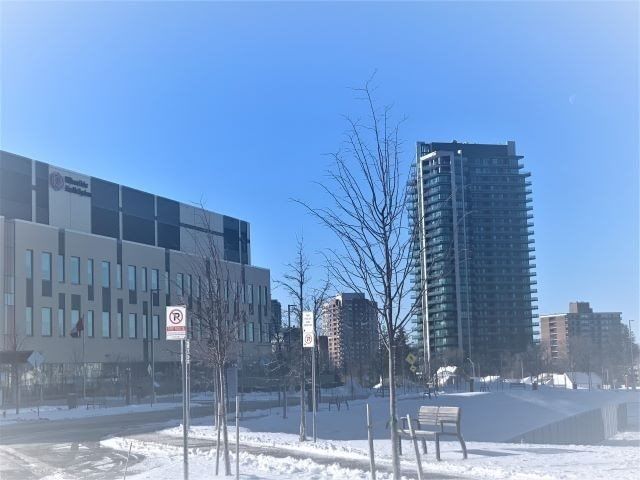 1704 - 15 Lynch St, Brampton, L6W 2Z8 | Image 2