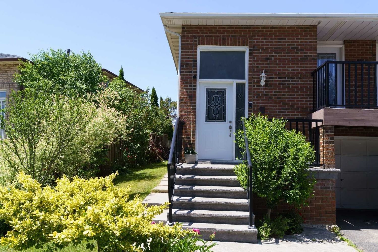 Listing Image 3