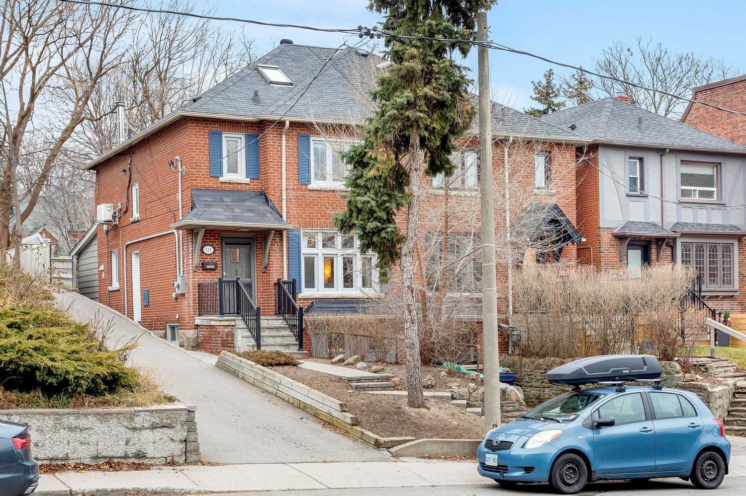 Semi-Detached House sold at 111 Parkside Drive, Toronto, High Park-Swansea, M6R2Y8 - MLS: W5870983