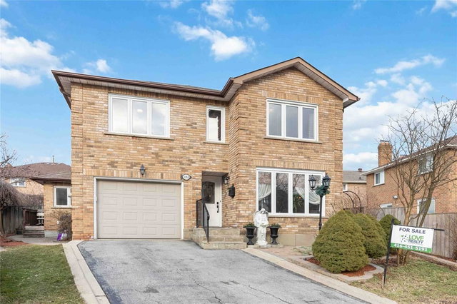 1153 Deer Run Crescent