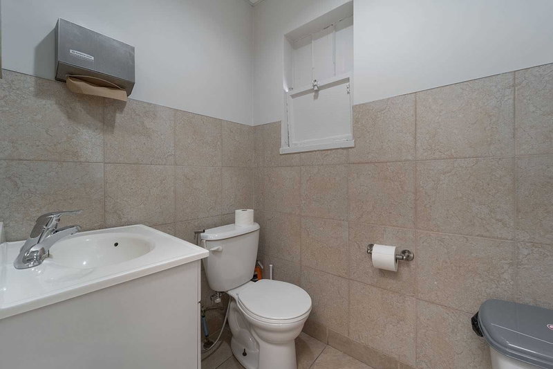 374 Lakeshore Rd E, Mississauga, L5H1H5 | Image 3