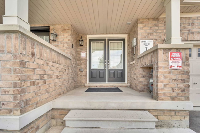 14 Hoover Rd, Brampton, L7A 4L2 | Image 2