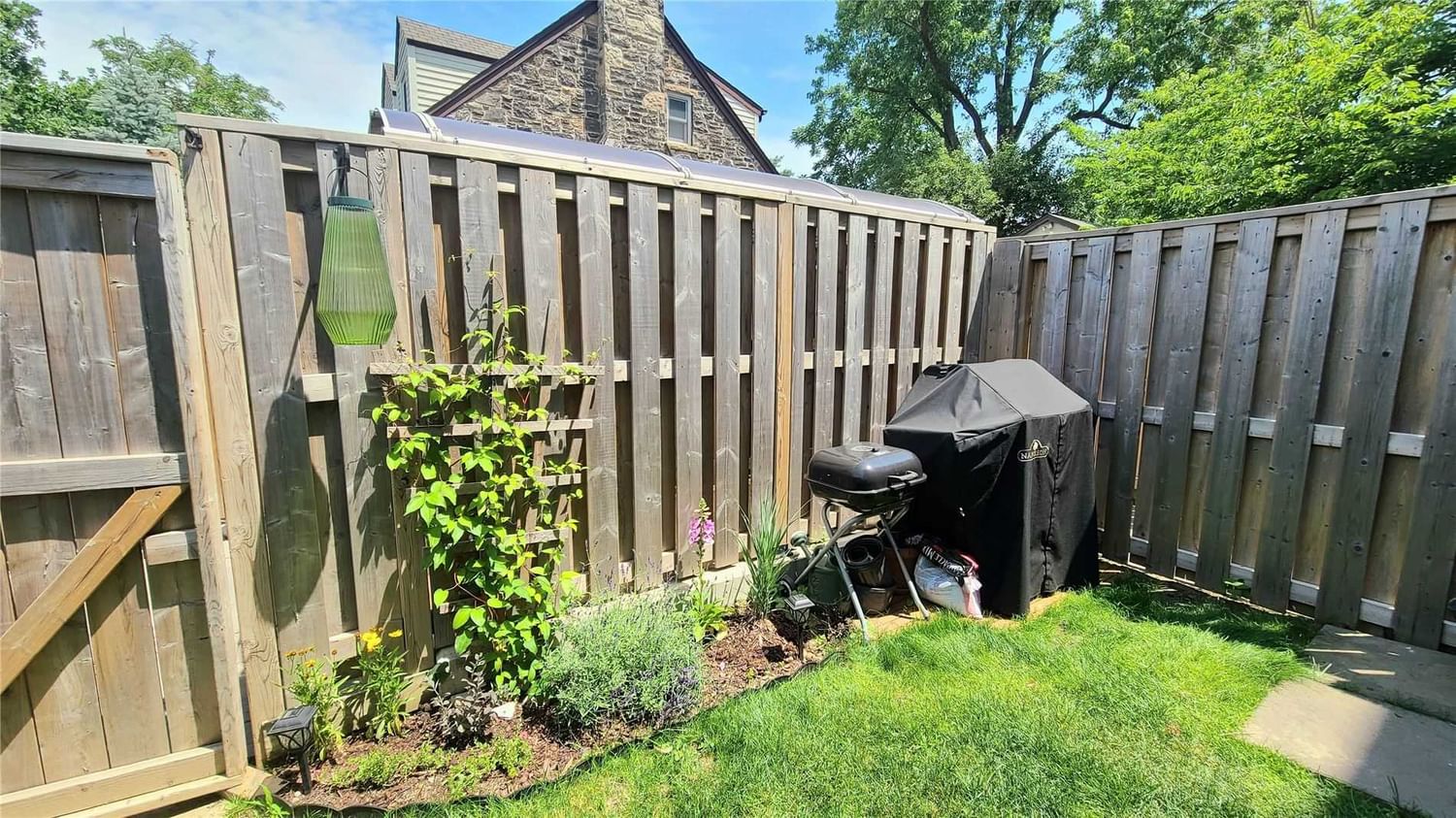 Listing Image 33