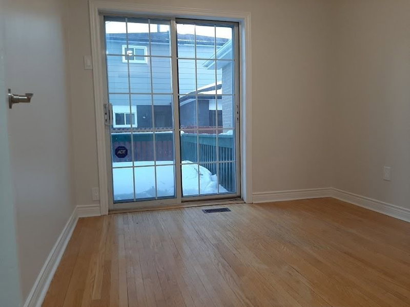 Main - 21 Humheller Rd, Toronto, M9W 5K2 | Image 3