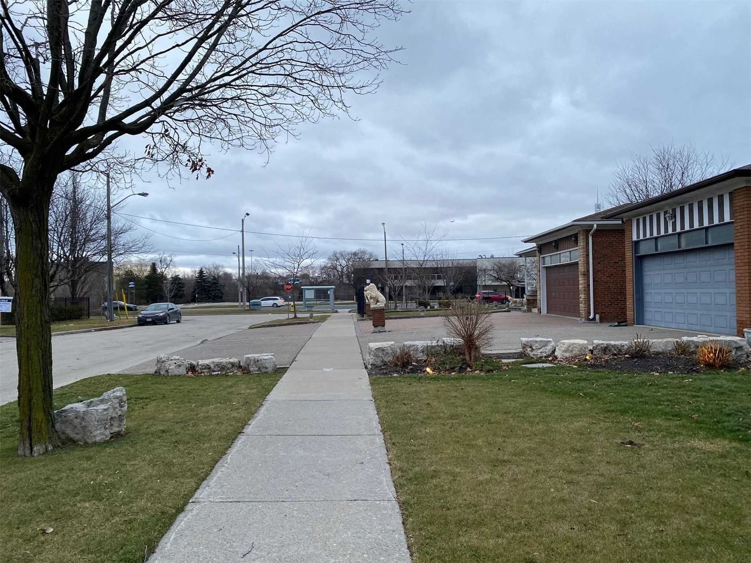 Listing Image 17