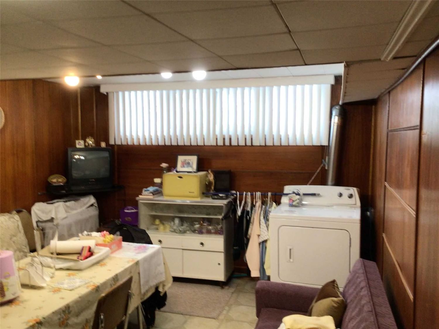 Listing Image 8