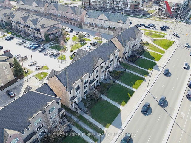 121 - 4960 Winston Churchill Boulevard