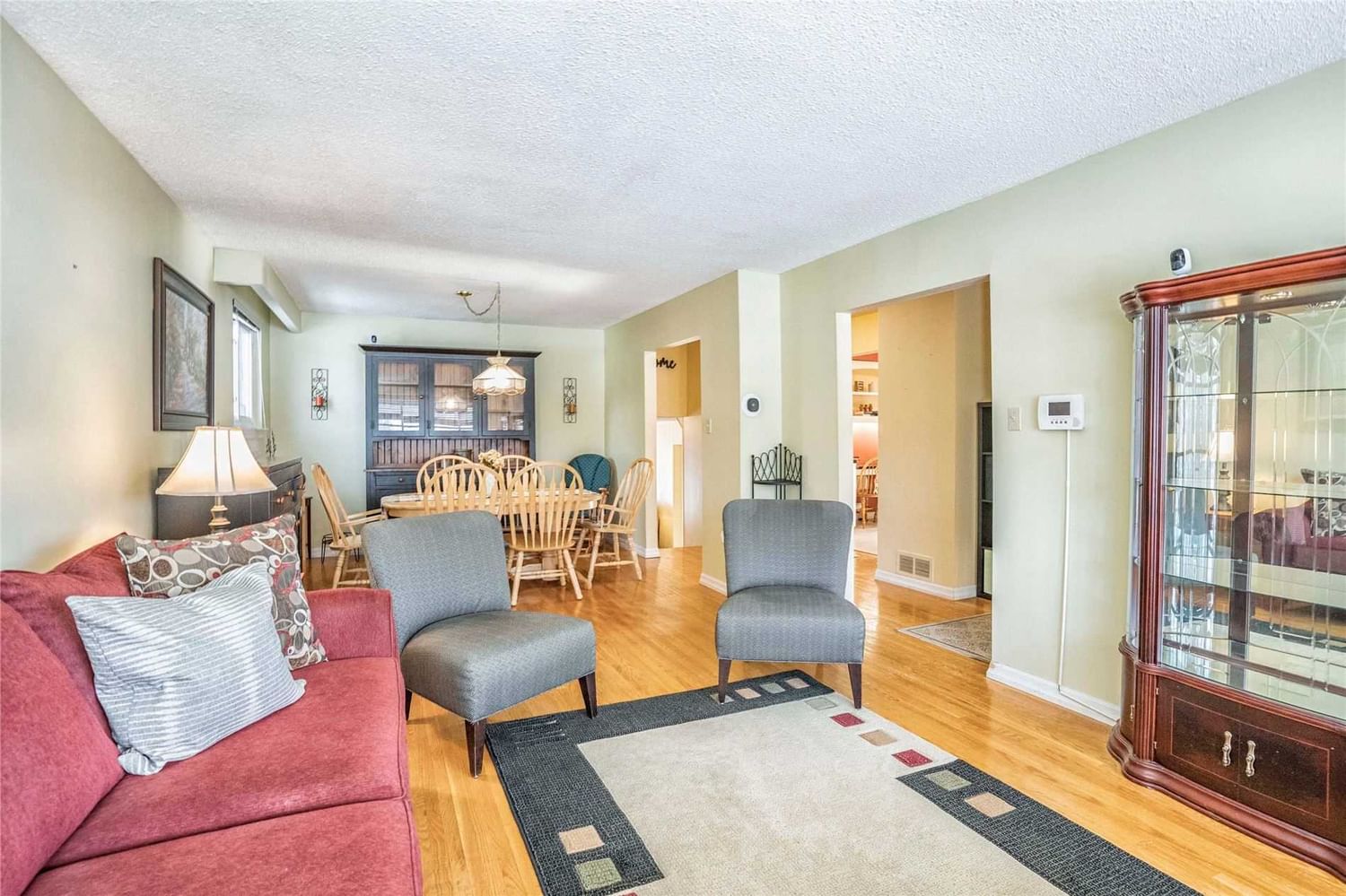 Listing Image 7