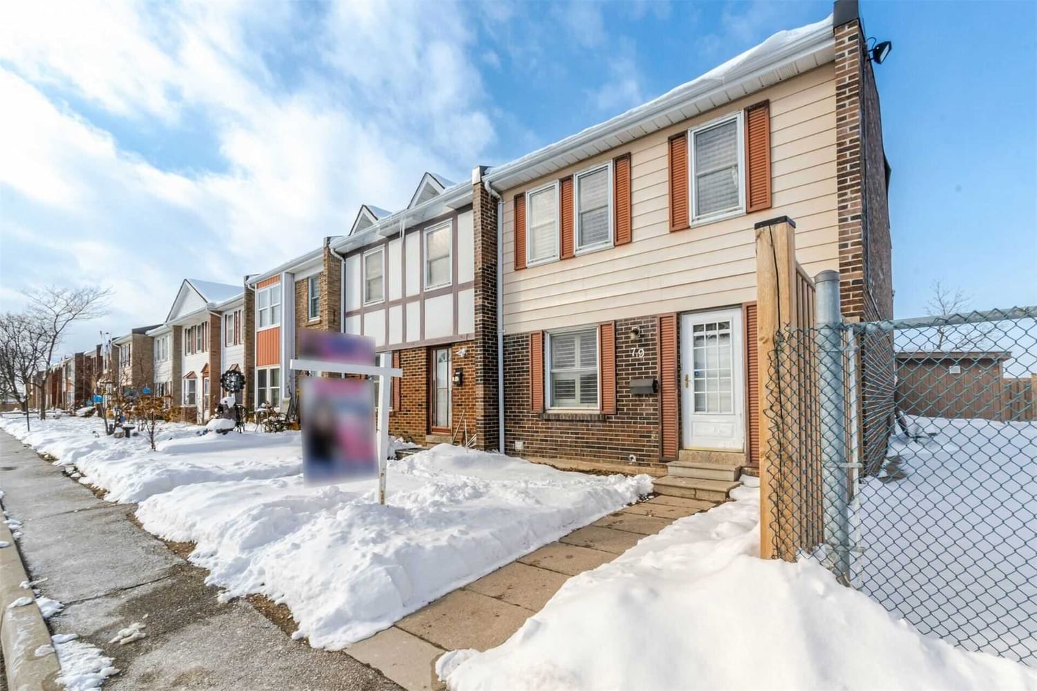 Townhouse sold at 79-1020 Central Park Drive, Brampton, Northgate, L6S 3J5 - MLS: W5887953