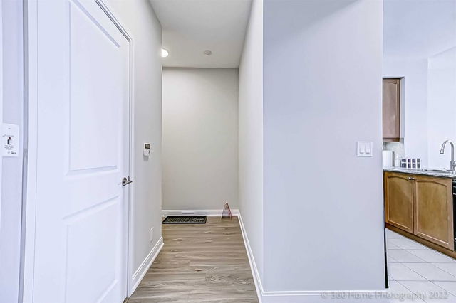 1811 - 80 Absolute Avenue