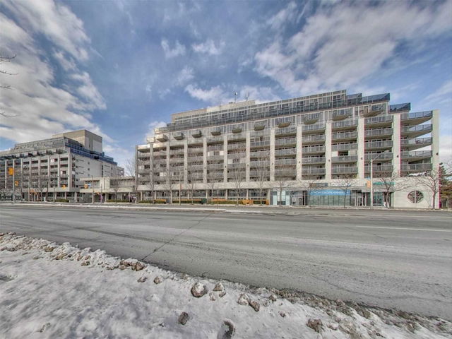 517 - 1040 The Queensway Avenue