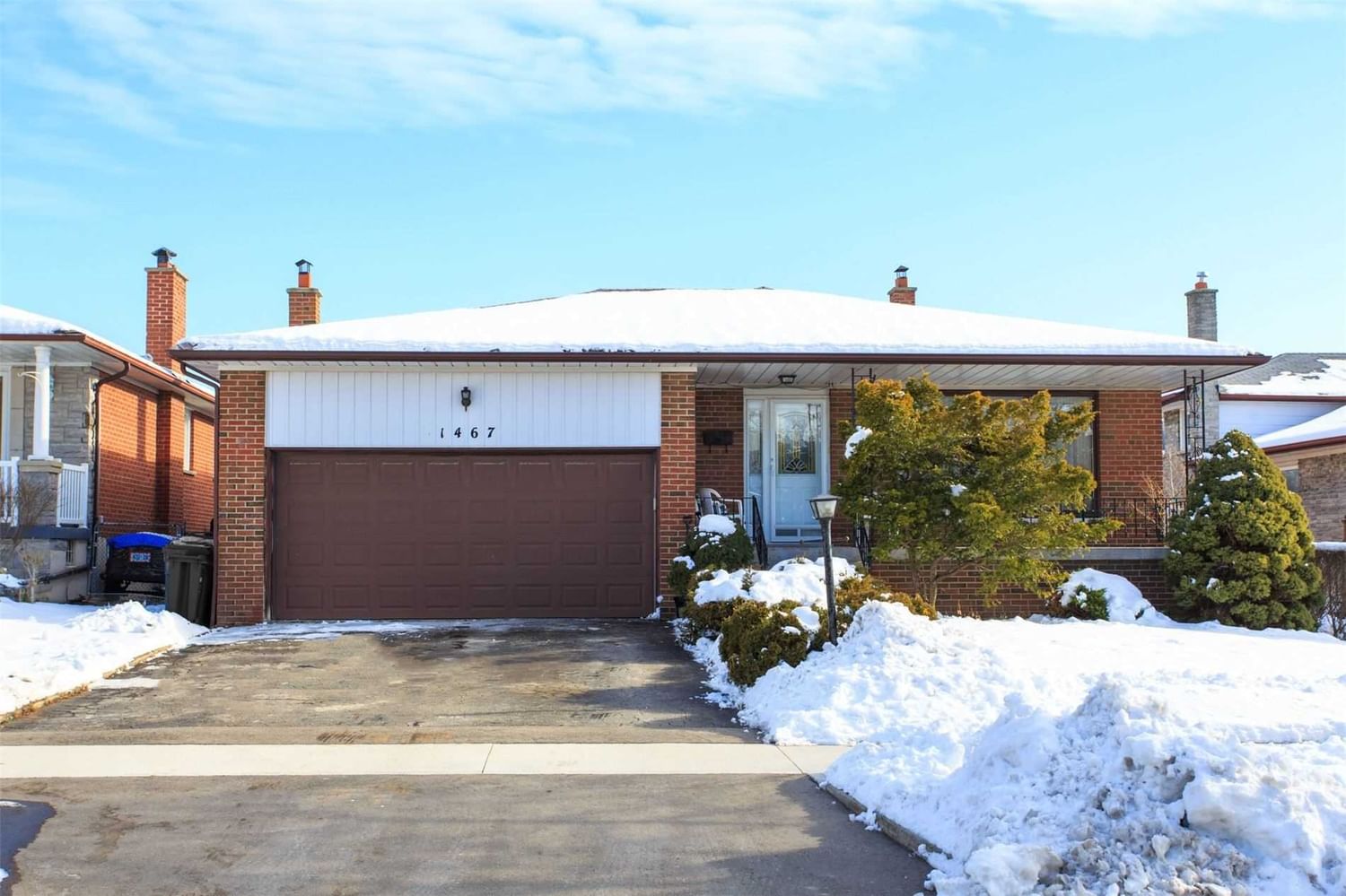 Detached House sold at 1467 Goldmar Drive, Mississauga, Applewood, L4X 1N4 - MLS: W5890695