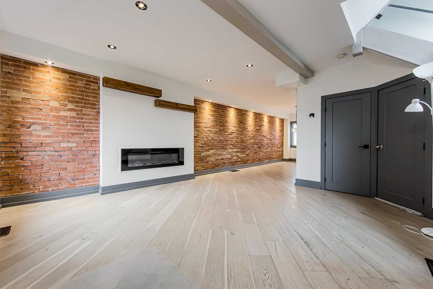 Semi-Detached House leased at Upper-6 Harvard Avenue, Toronto, Roncesvalles, M6R 1C6 - MLS: W5897647