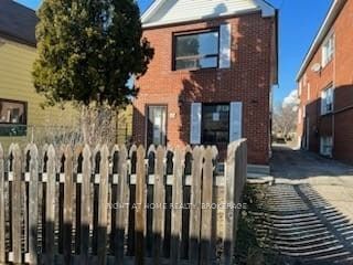 Detached House sold at 22 Buttonwood Avenue, Toronto, Mount Dennis, M6M 2J1 - MLS: W5898317