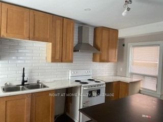 Detached House sold at 22 Buttonwood Avenue, Toronto, Mount Dennis, M6M 2J1 - MLS: W5898317