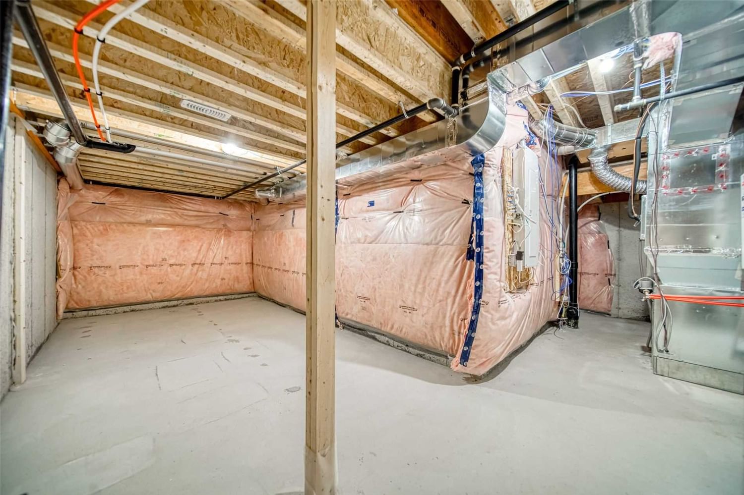 Listing Image 33