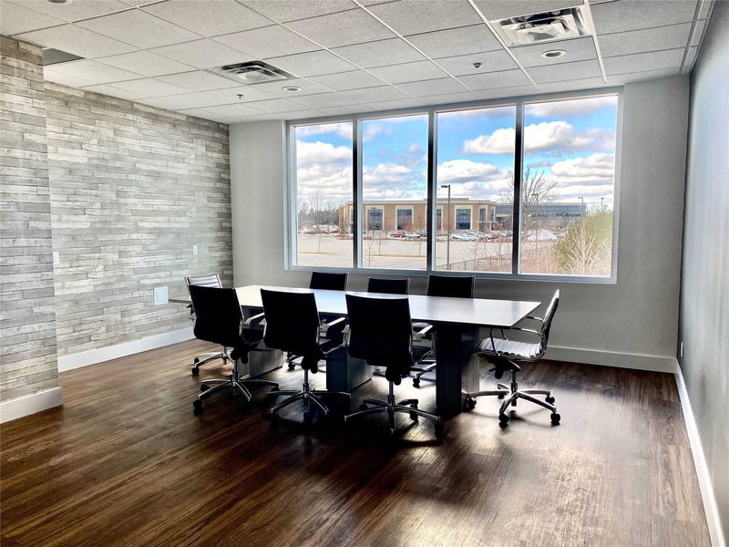 209 - 3485 Rebecca St, Oakville, L6L6X9 | Image 3