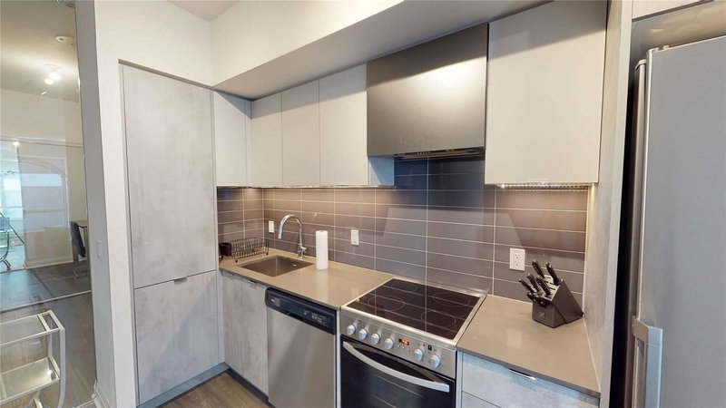 211 - 26 Gibbs Rd, Toronto, M9B 0E3 | Image 2