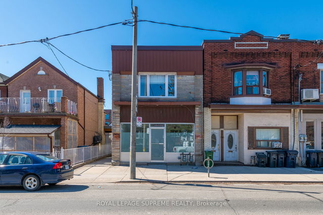 696 Lansdowne Avenue