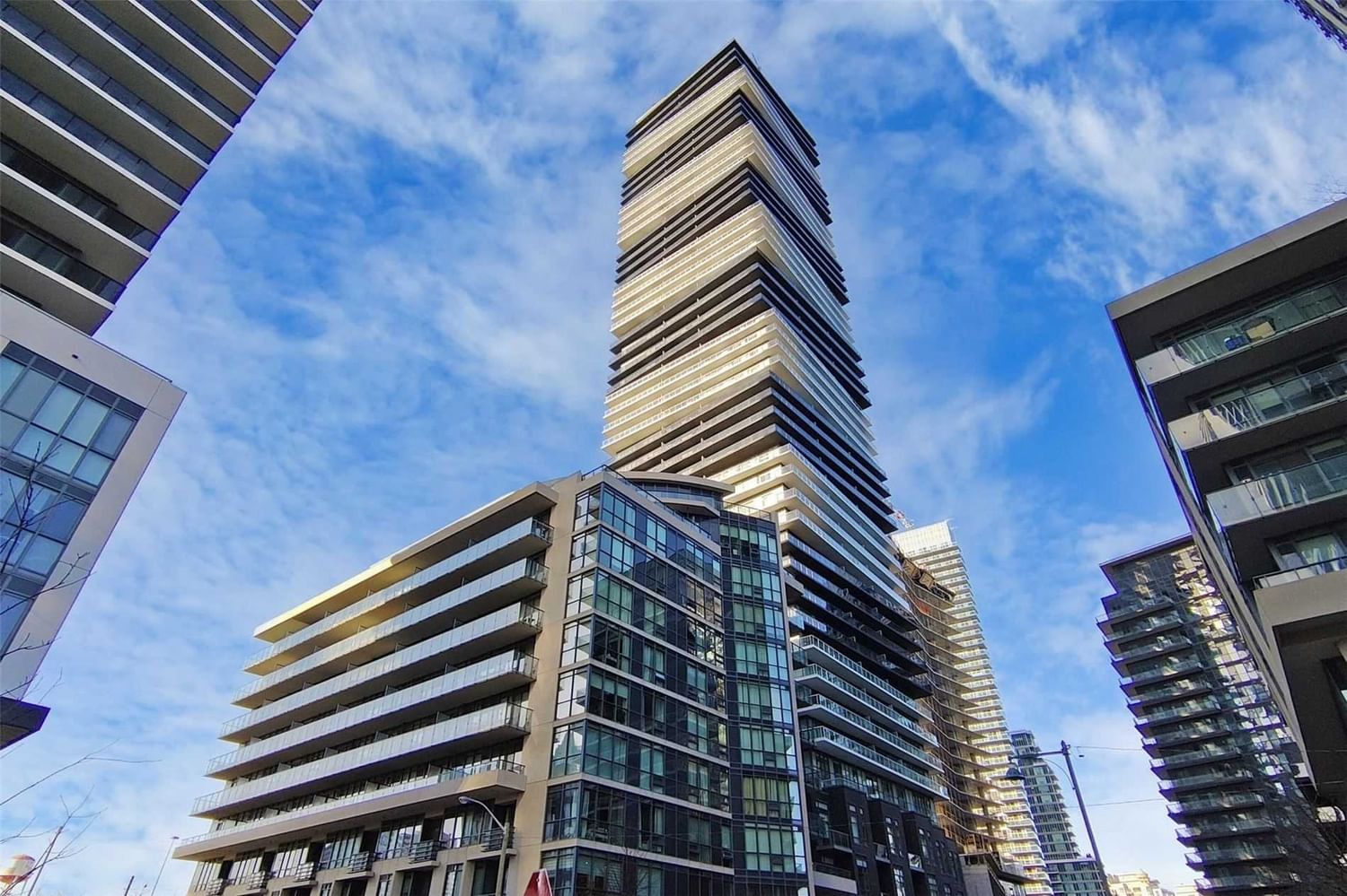 Condo sold at 4203-56 Annie Craig Drive, Toronto, Mimico, M8V 0C8 - MLS: W5901707