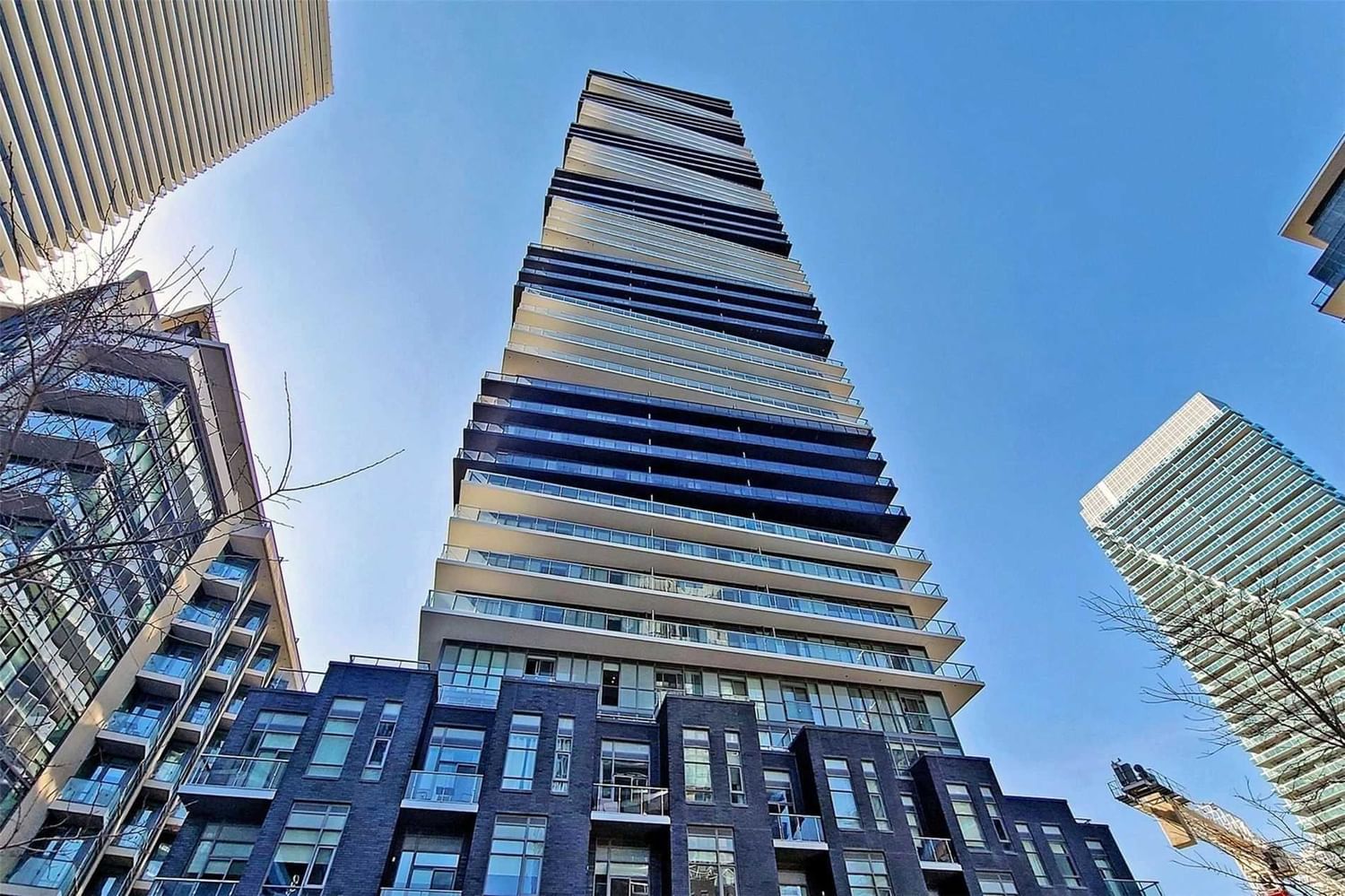 Condo sold at 4203-56 Annie Craig Drive, Toronto, Mimico, M8V 0C8 - MLS: W5901707