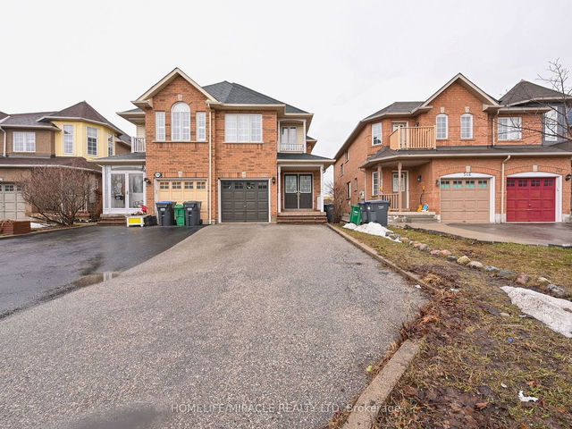 542 Garden Walk