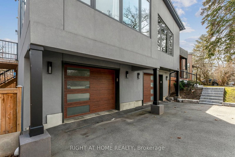 716 North Shore Blvd E, Burlington, L7T 1X6 | Image 3