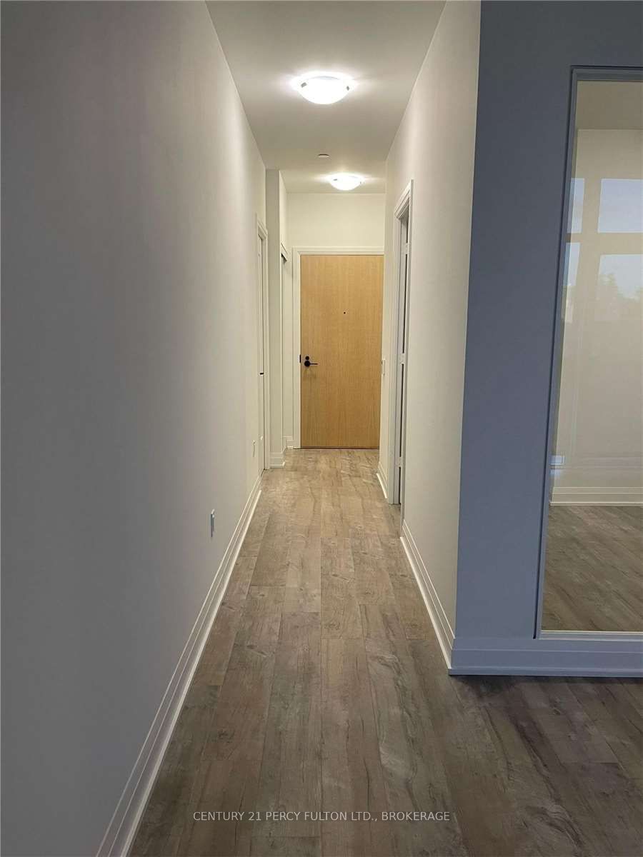Listing Image 0