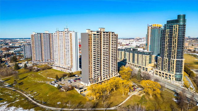 402 - 3390 Weston Road