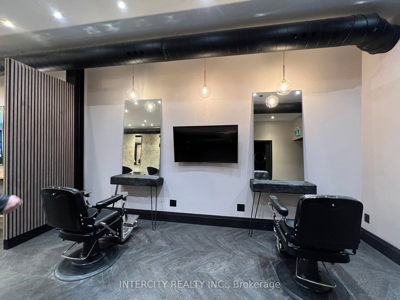 43 Main St S, Halton Hills, L7G 3H2 | Image 3