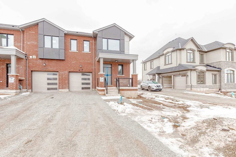 435 Gordon Krantz Ave, Milton, L9E 1W1 | Image 2