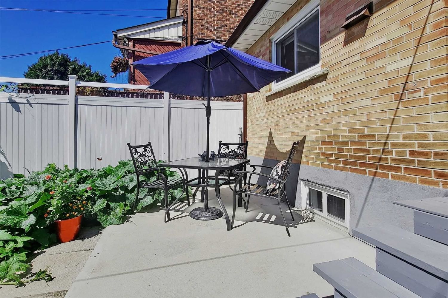 Listing Image 24