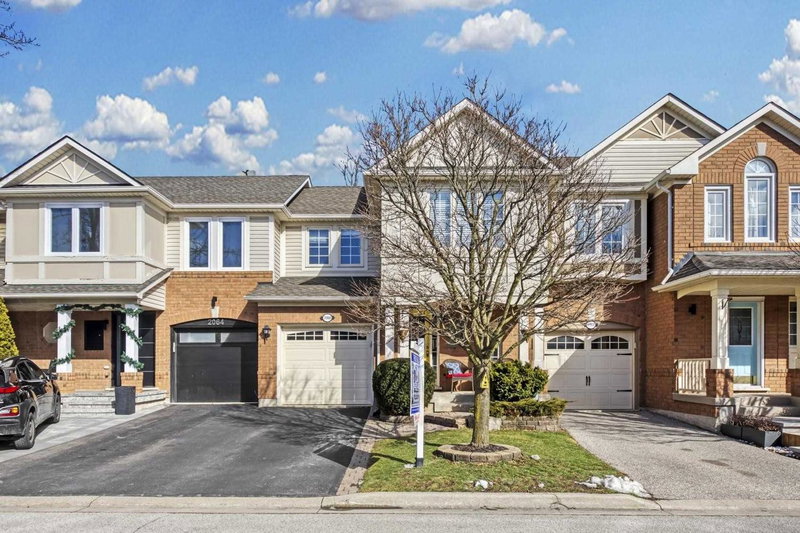 2066 Broadleaf Cres, Burlington, L7L 6S4 | Image 3