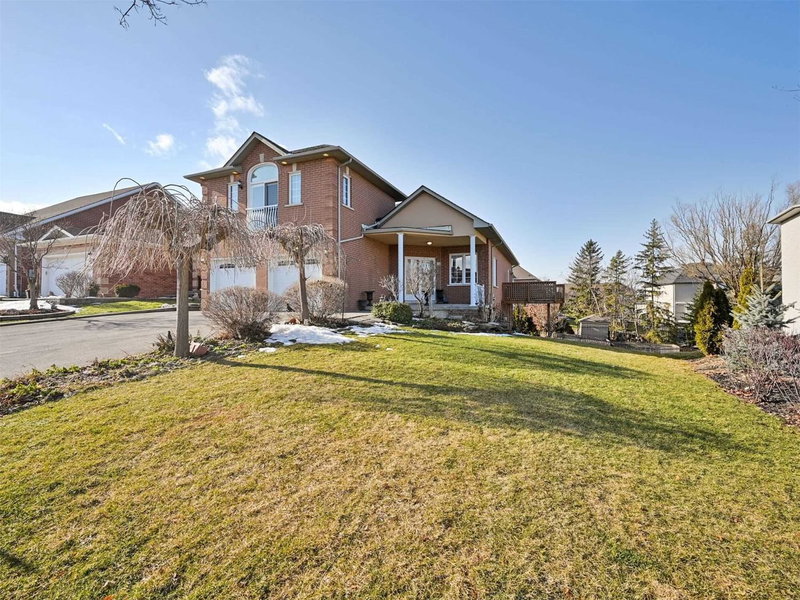 10 Riverwood Terr, Caledon, L7E 1S1 | Image 2