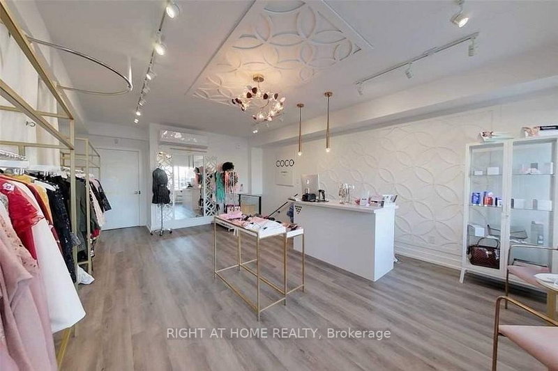 1012 Lagoon St, Mississauga, L5G 0B2 | Image 2